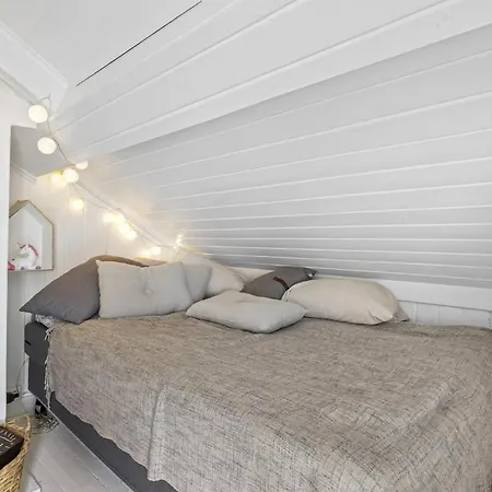 Nice Home In Tvedestrand With Wifi Semesterbostad Tvedestrand